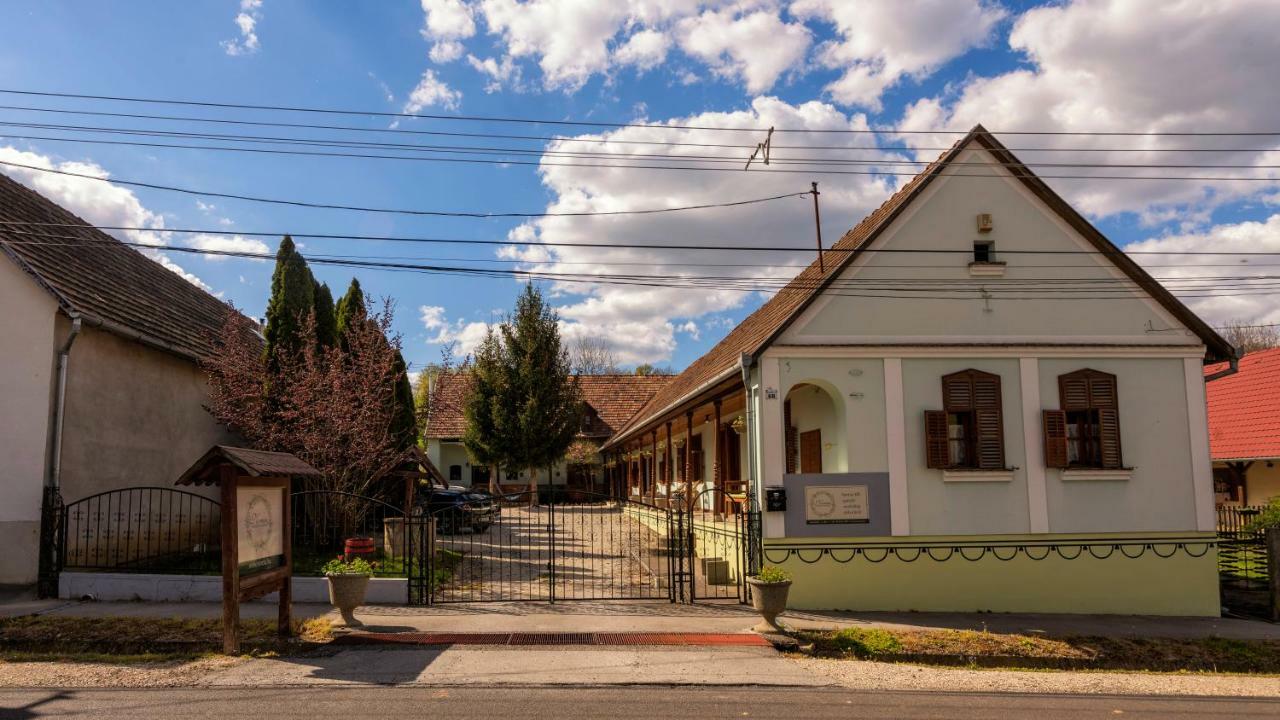 Noresa Dekor és Panzió Szálka Extérieur photo