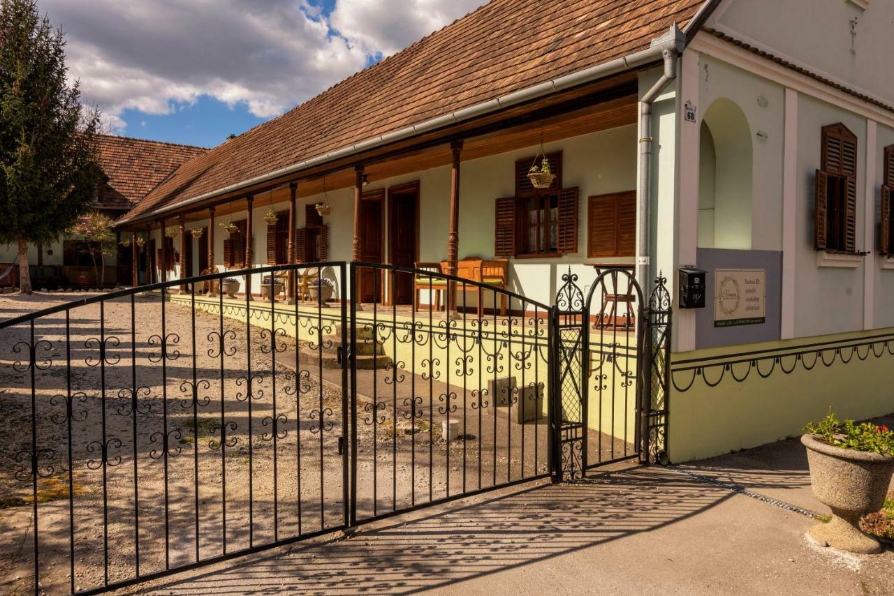 Noresa Dekor és Panzió Szálka Extérieur photo